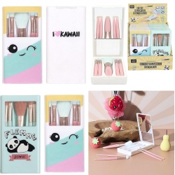 COFFRET DE 5 PINCEAUX KAWAII