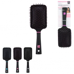 BROSSE A CHEVEUX CARREE